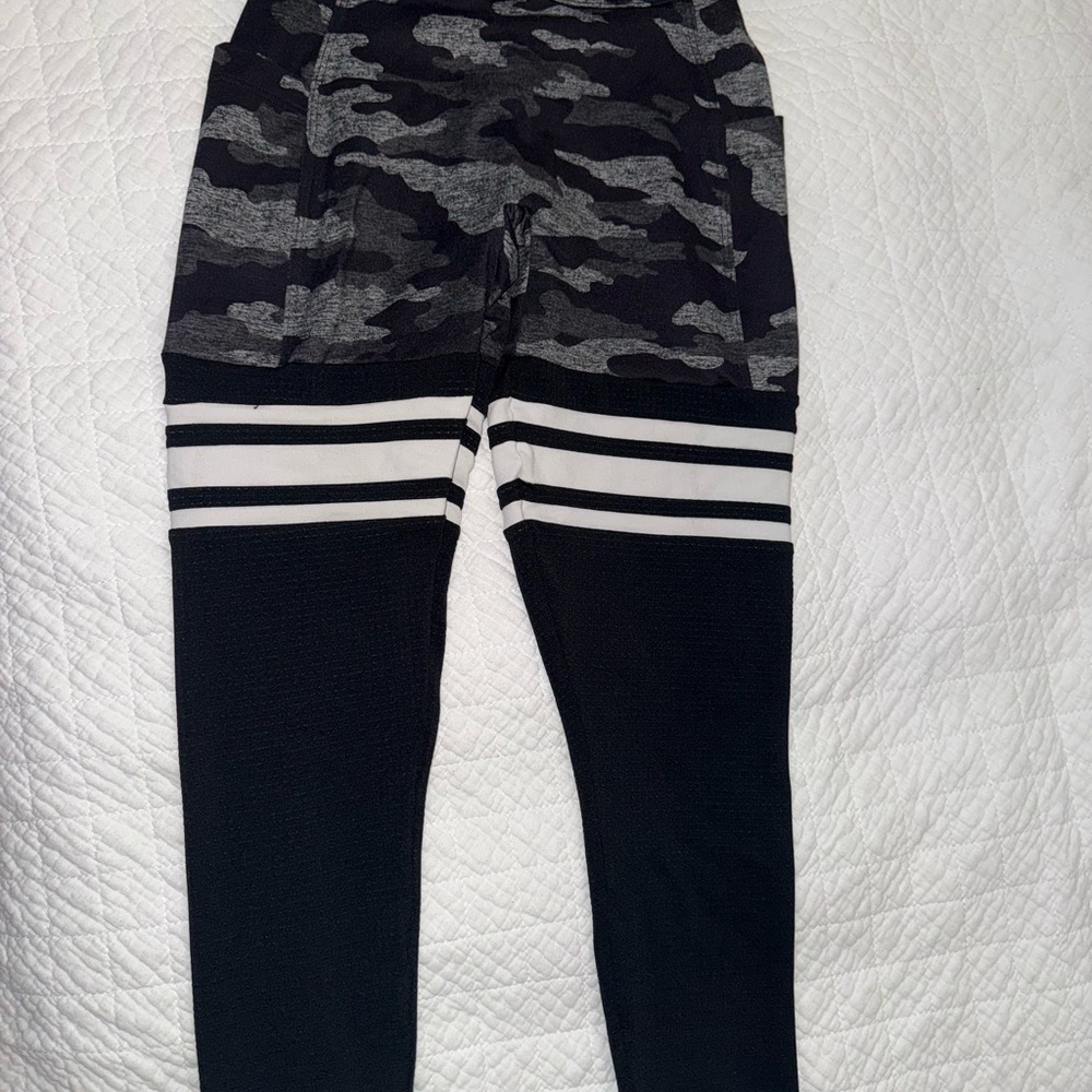 Bombshell Sportswear Black and Gray Camouflage Leggings
